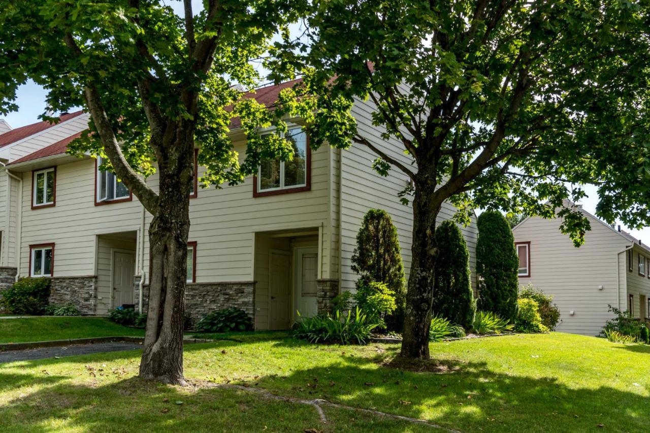 Initial - Sylvestre - Mont-Sainte-Anne Apartamento Beaupré Exterior foto